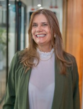 Andrea Muñoz Gómez Comisionada Sesión Comisión Contenidos Audiovisuales